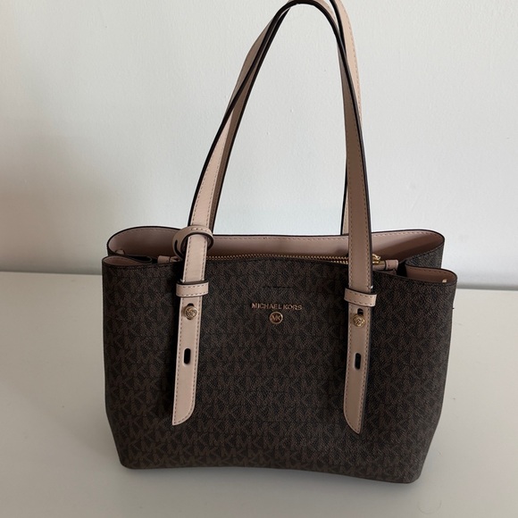 Handbags - Elegant Brown Tote Bag